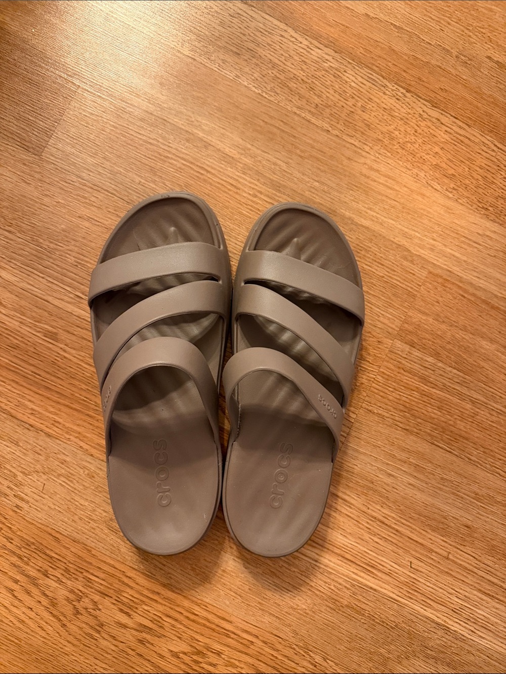 CROCS Women's Triple-Band Slide Sandals - Taupe Brown